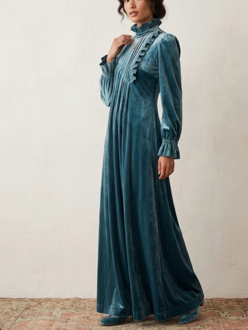 Rare 1970s R Michael Alan Victorian Revival Velvet Gown made in USA size small